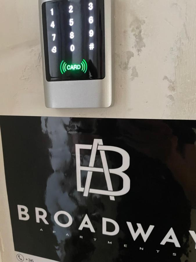 Broadway Apartments B3 เดเบรตเซน ภายนอก รูปภาพ